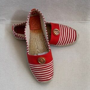 Tory Burch Red and Off White Canvas Striped Espadrilles with Gold Logo Sz 9